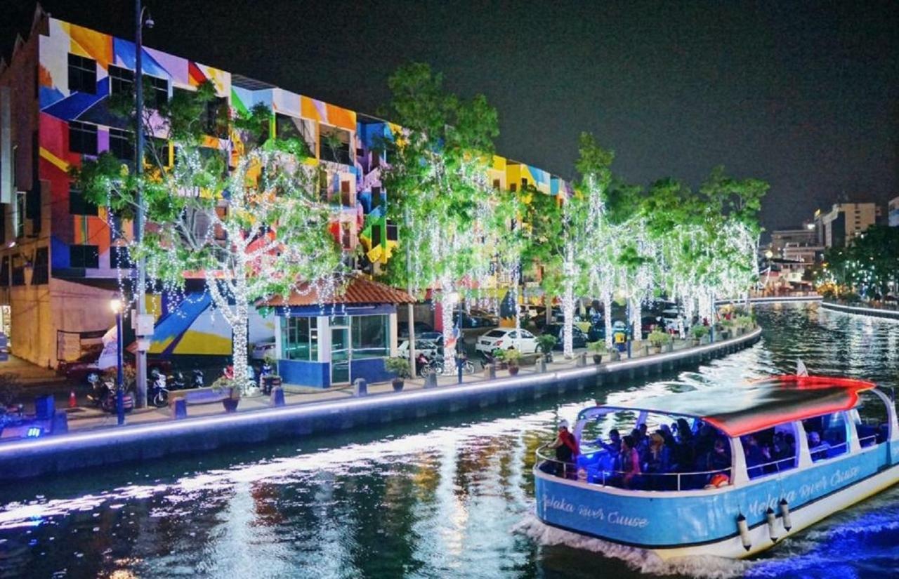 906 Riverside Hotel Malacca Exterior foto